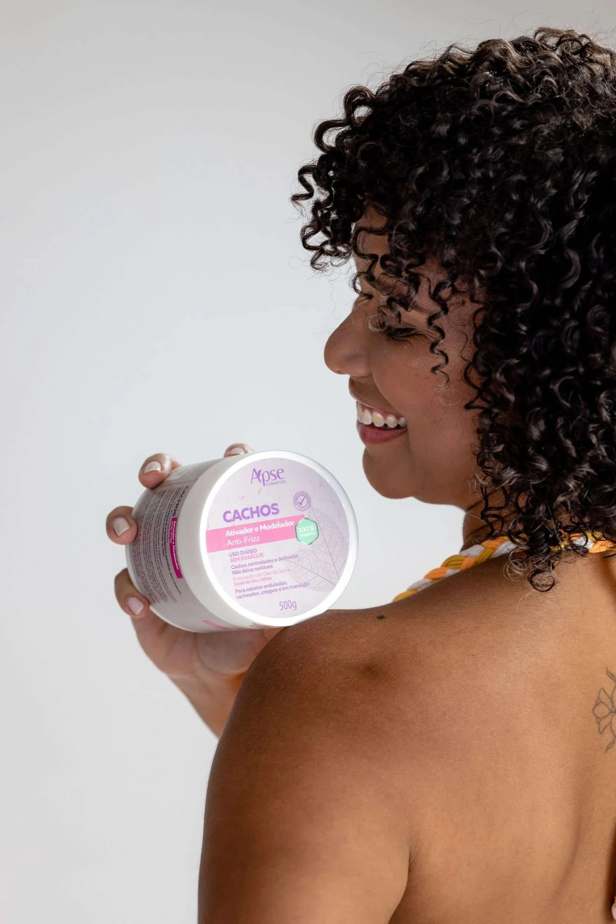 Apse Cosmetics - Anti-Frizz Curl Activator and Styler 17.6 oz - No Poo / Low Poo - Conditioning Action - Image 3