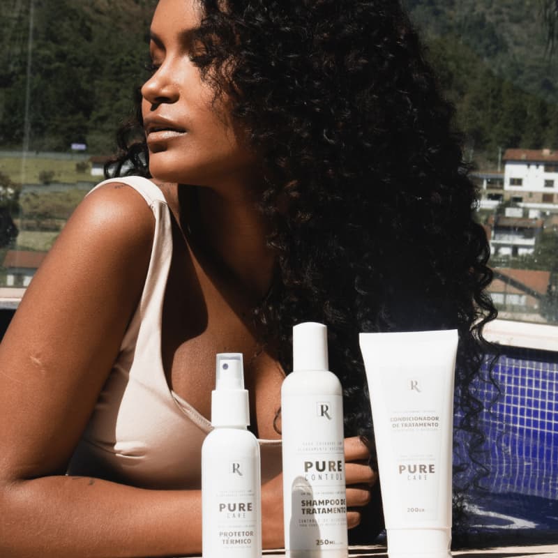 Renata Pacheco Hair Clinic Pure Control Shampoo for 250ml Treatment - Image 5